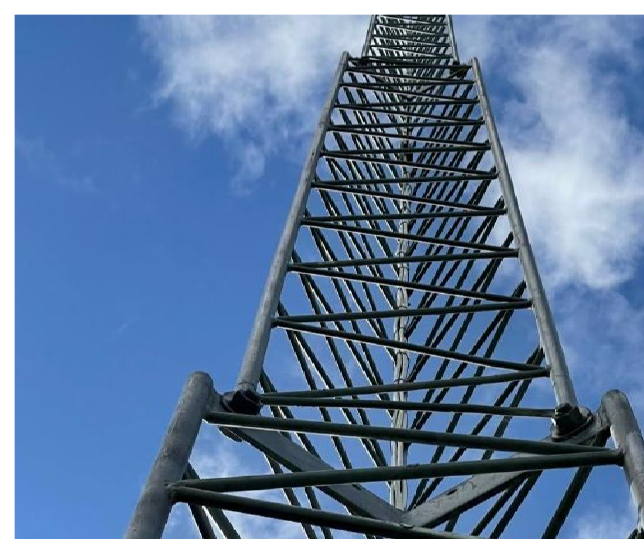 Lattice mast